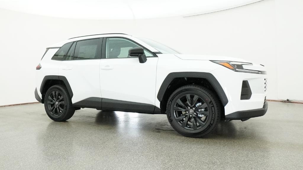 New 2026 Ice Cap Toyota XLE Premium image 5