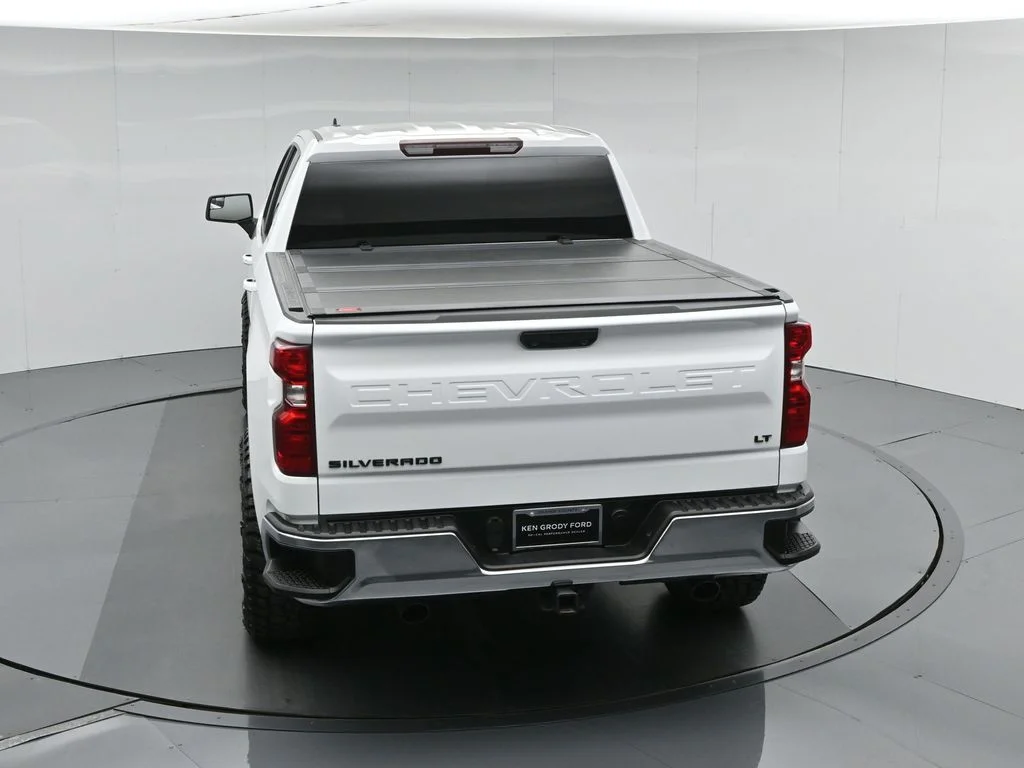 Used 2023 White Chevrolet LT image 44