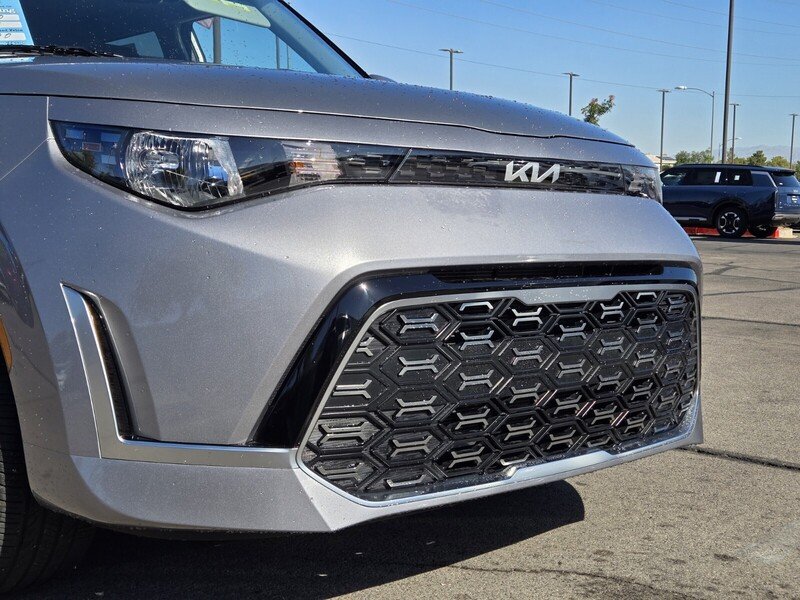 Used 2025 Gray Kia GT-Line image 9