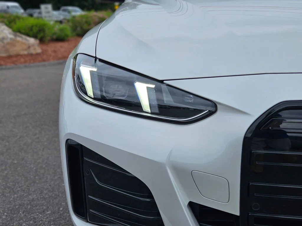Used 2025 Mineral White Metallic BMW M50 image 9