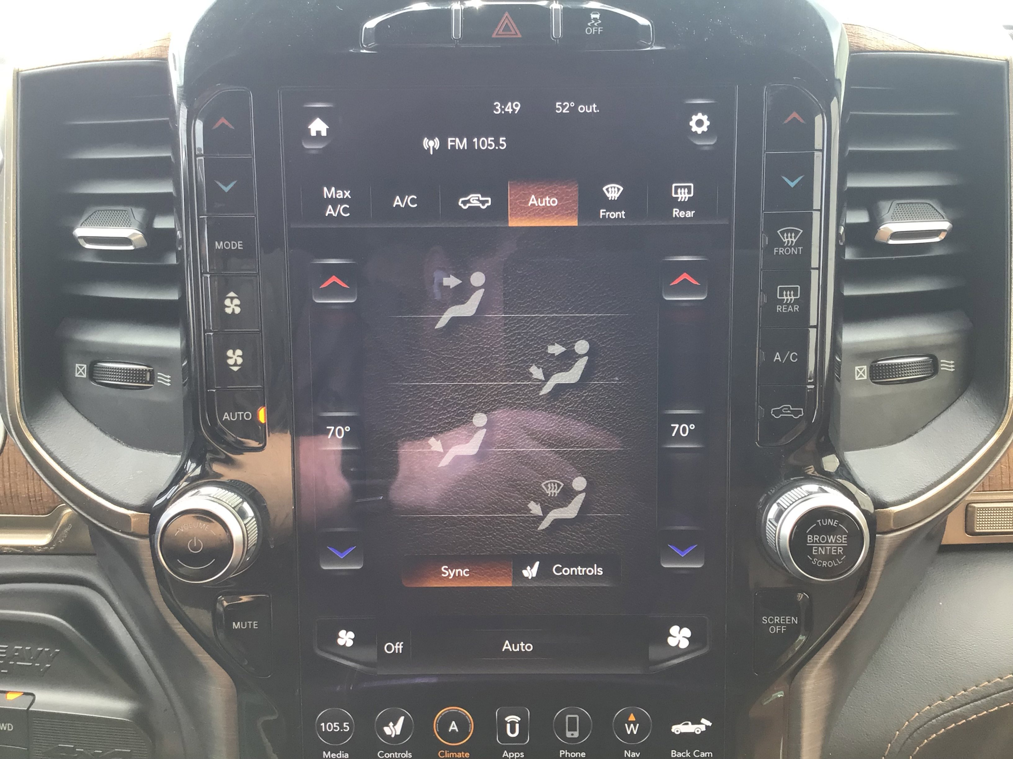 Used 2019 White Ram Laramie Longhorn image 20