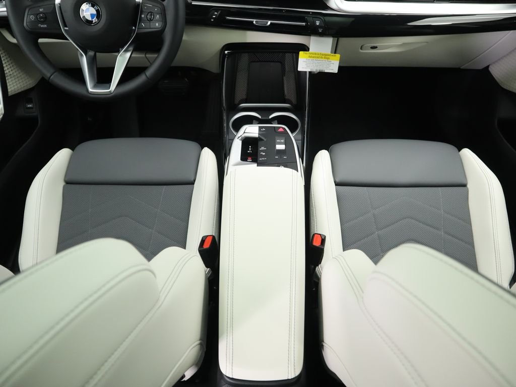 Used 2026 Alpine White BMW xDrive28i image 18