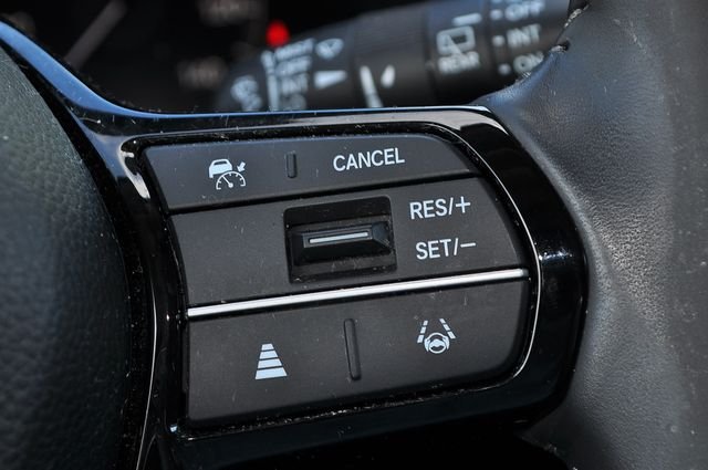 Used 2024  Honda EX-L image 29