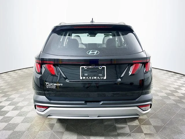 New 2026 Black Hyundai SEL image 4