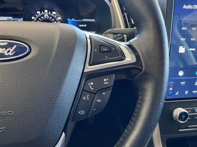 2024 Ford Edge SEL - Photo 17