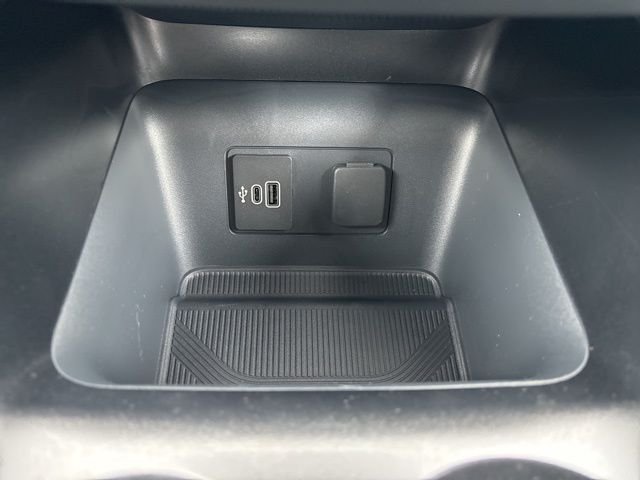 New 2026 Carbonized Gray Metallic Ford Active image 60
