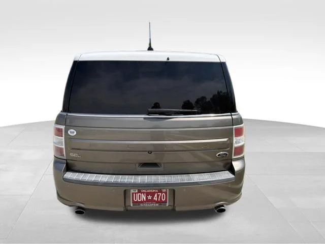 Used 2014 Gray Ford SEL image 4