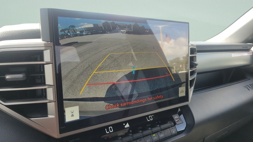 2026 Toyota Tundra SR5 - Photo 17