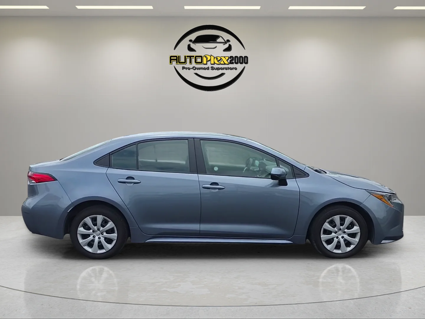 Used 2025 Gray Toyota LE image 8