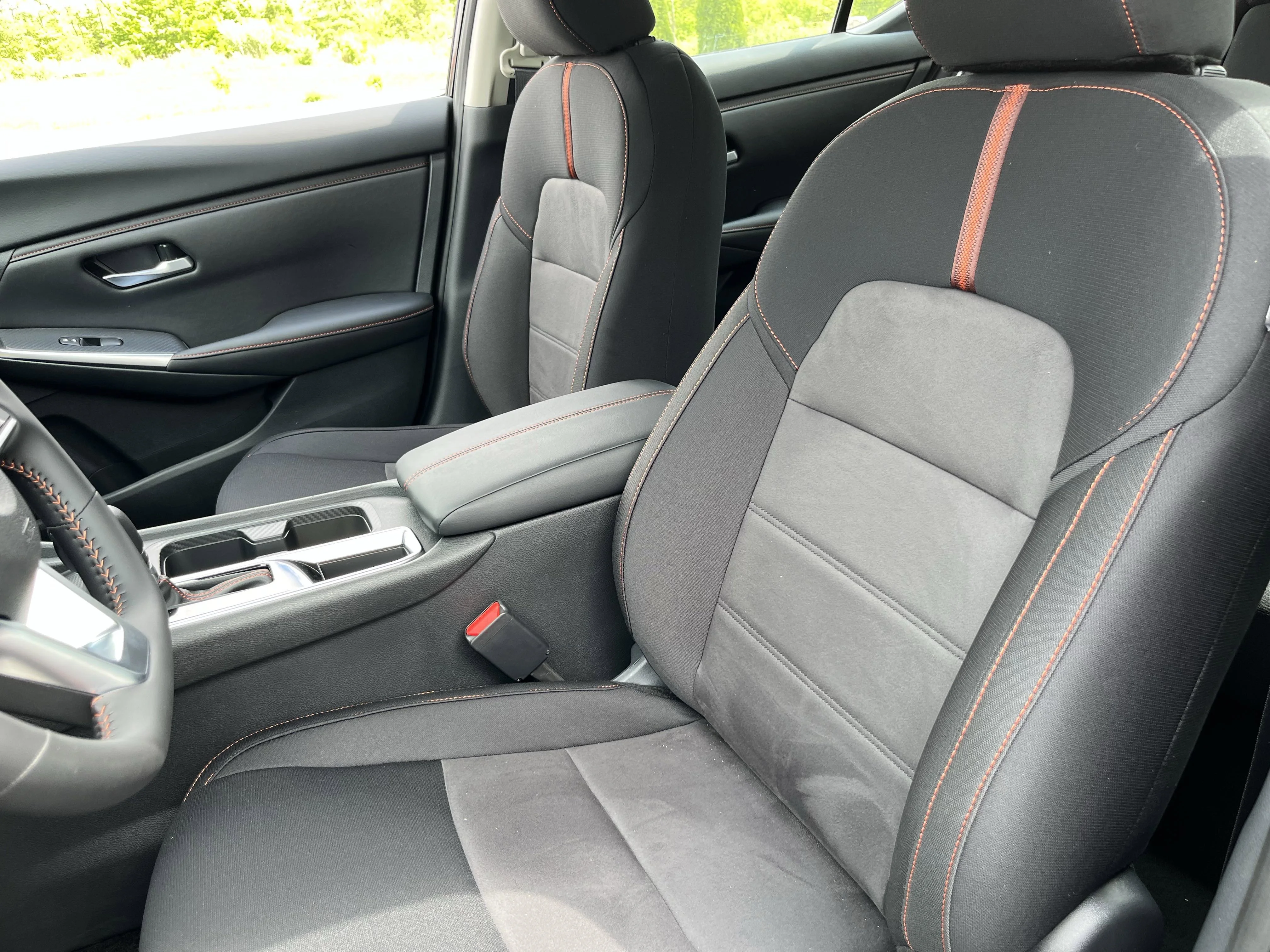 2025 Nissan Sentra SR - Photo 12