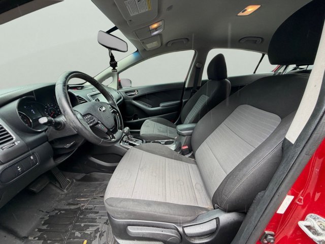 Used 2018 Red Kia S image 12