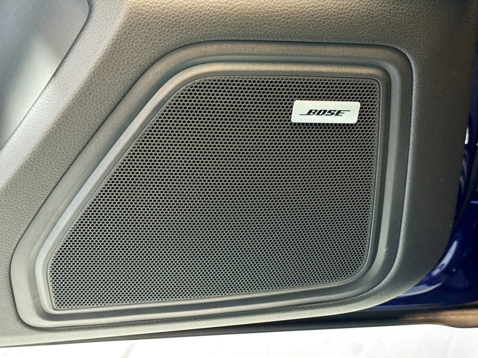 2026 Porsche Macan S - Photo 12