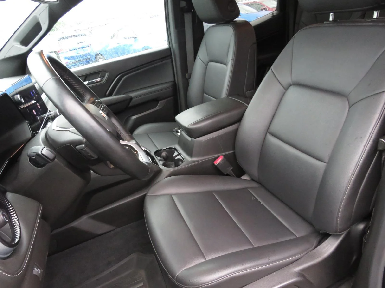 Used 2023 Black Chevrolet LT image 28