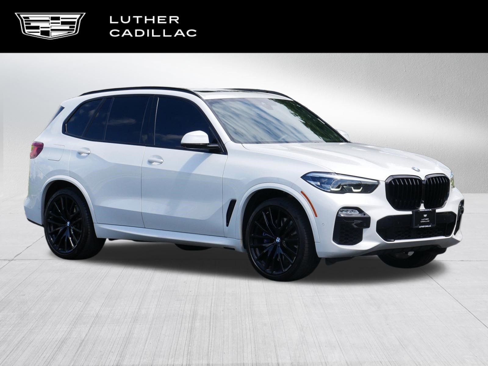 2020 BMW X5 M50i's photo