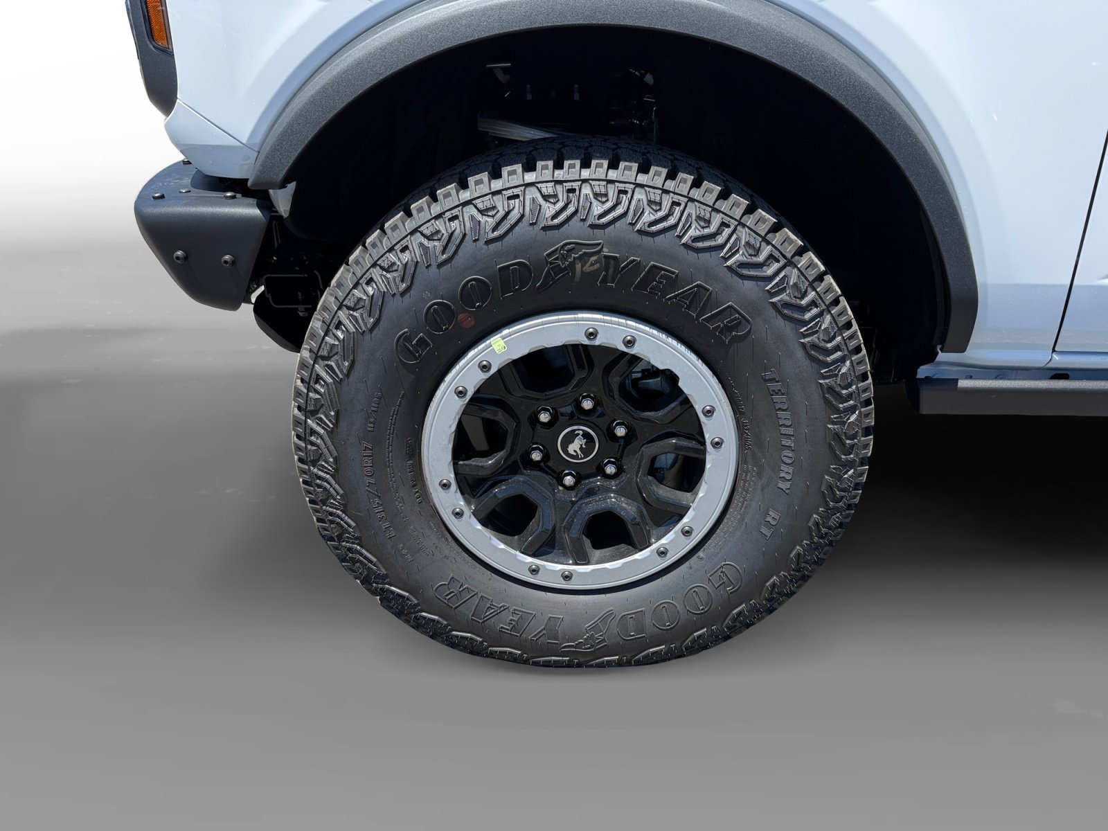 New 2026 Oxford White Ford Badlands® image 9