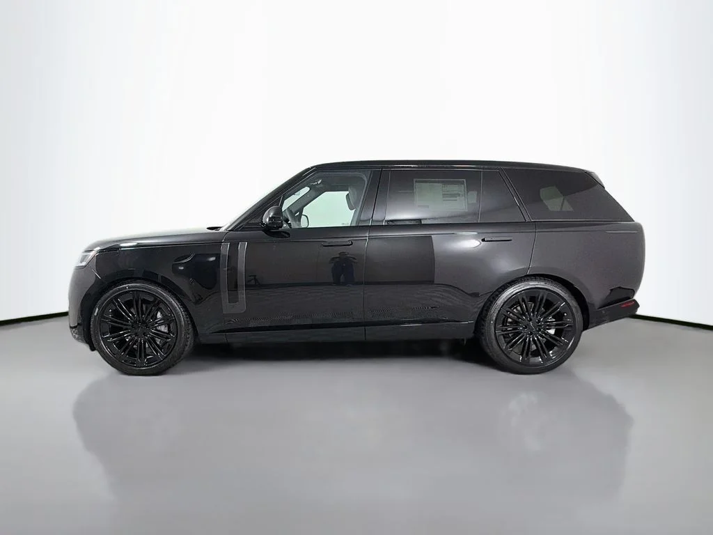 New 2026 Santorini Black Land Rover SE 7 Seats image 8