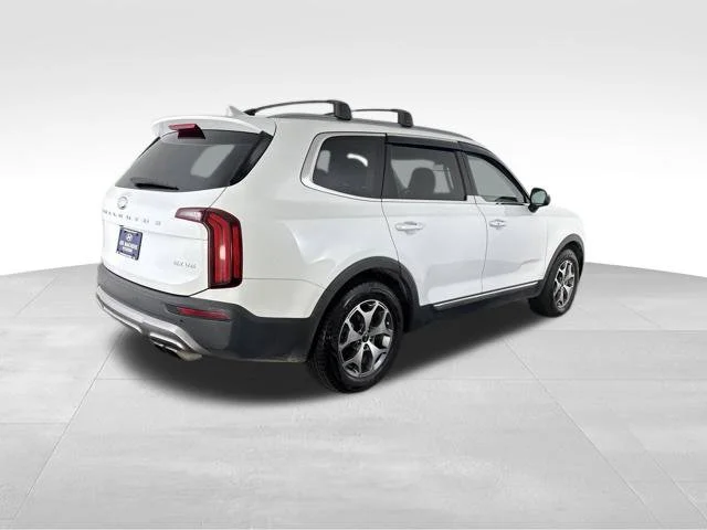 Used 2020 White Kia EX image 5
