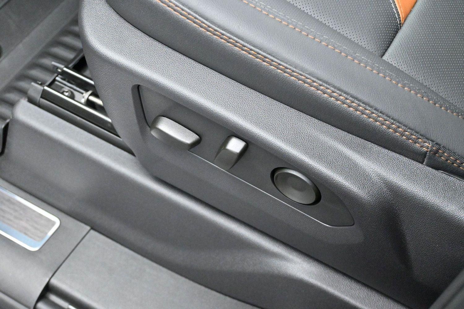 Used 2024 Titanium Rush Metallic GMC AT4 image 15