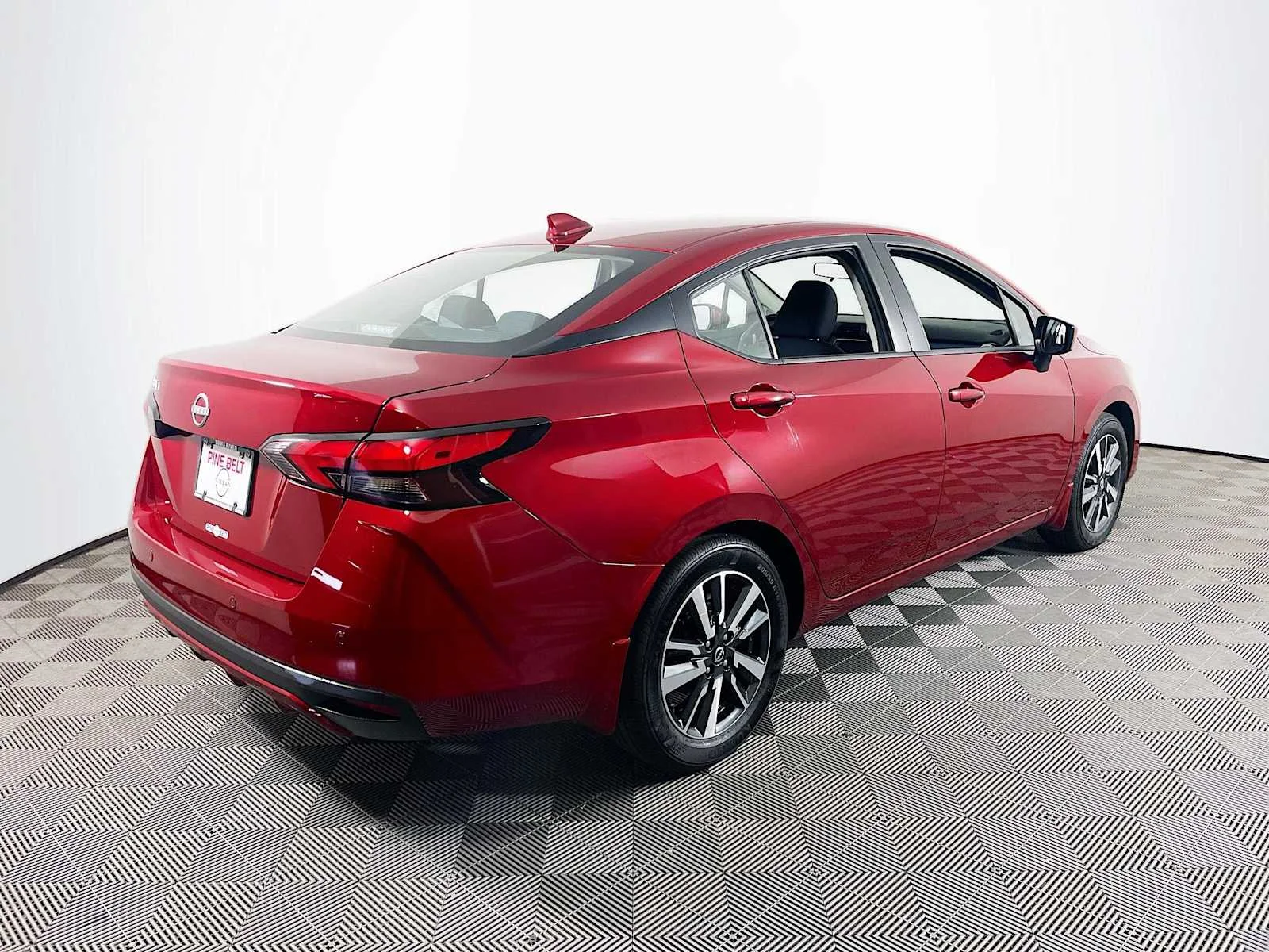 Used 2025 Scarlet Ember Tintcoat Nissan SV image 4