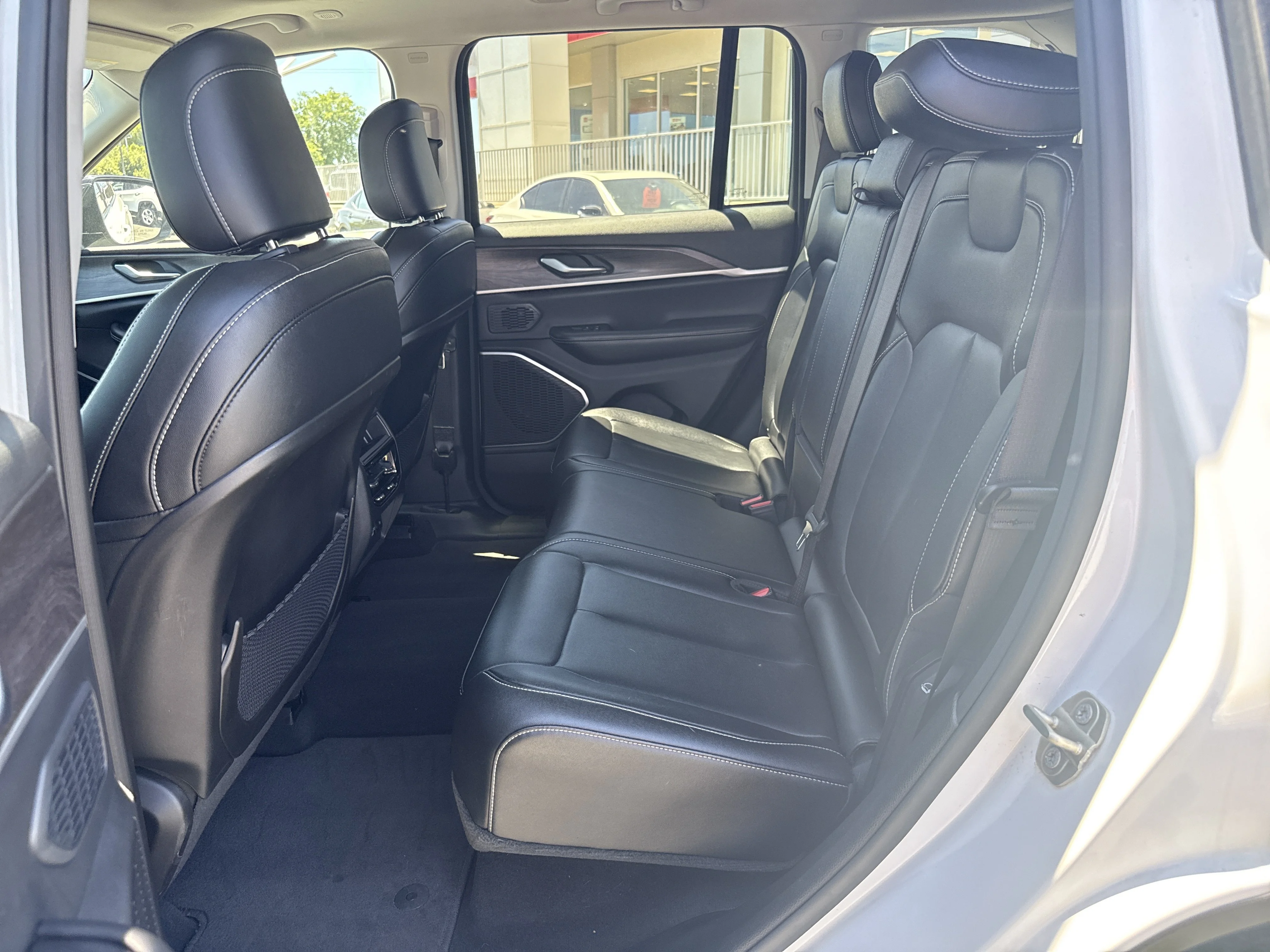 Used 2024 Bright White Clearcoat Jeep  image 13