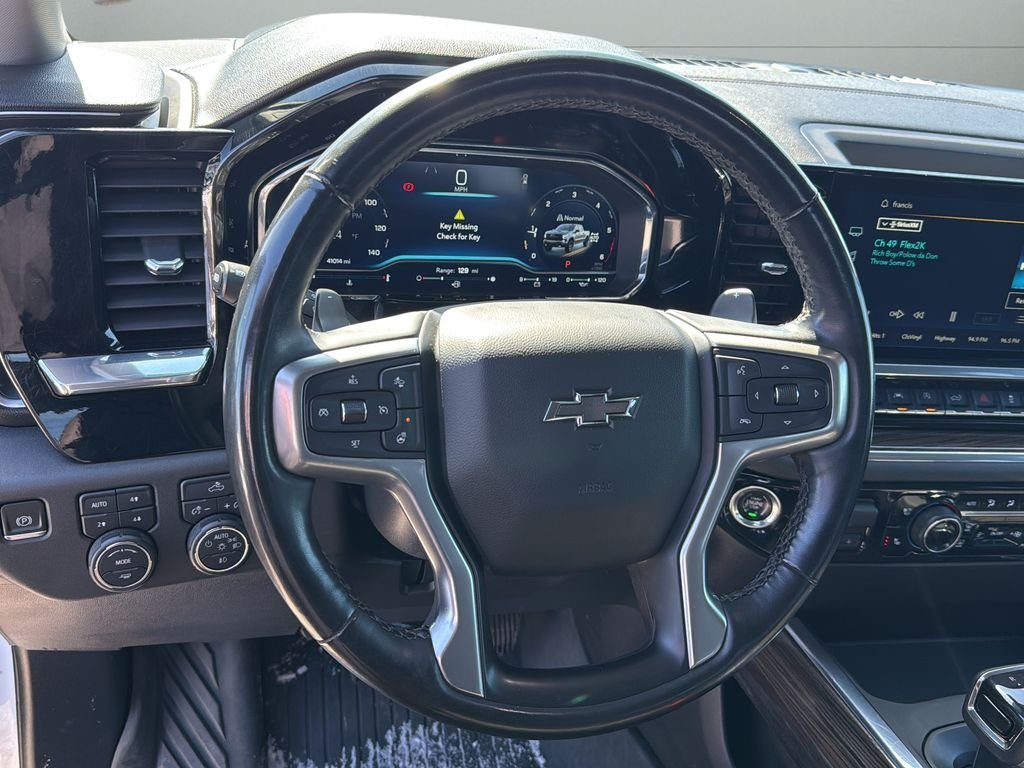 Used 2024  Chevrolet LT Trail Boss image 14