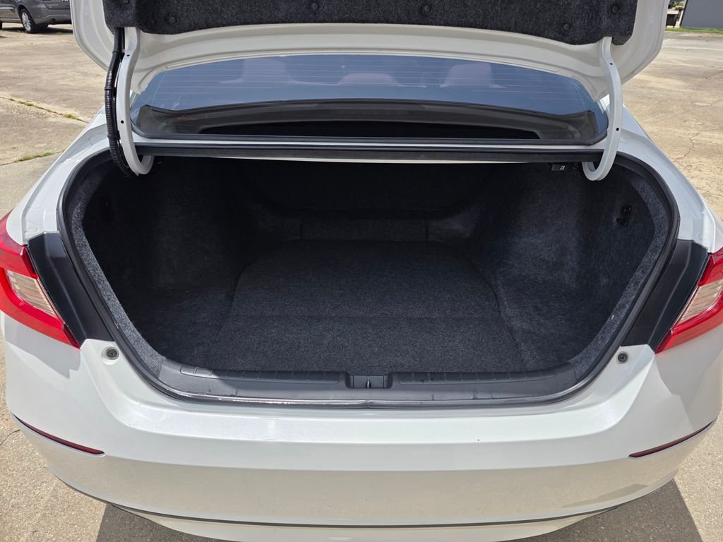 Used 2021 White Honda LX image 7