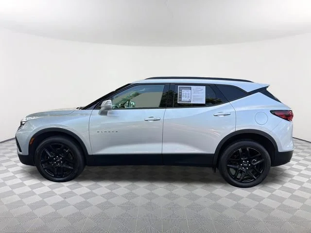 Used 2020 SILVER ICE METALLIC Chevrolet LT image 6