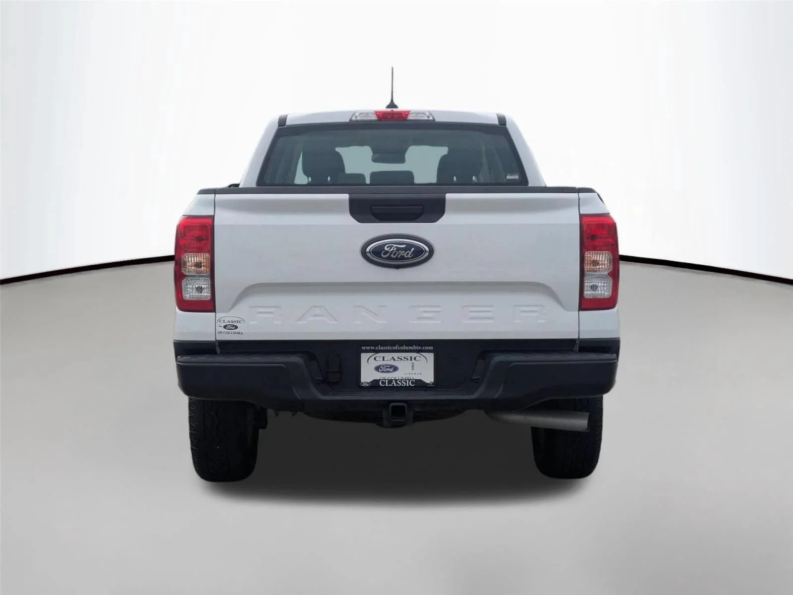 Used 2024 Oxford White Ford XL image 4