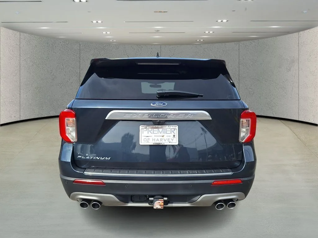 Used 2022 Blue Ford Platinum image 4