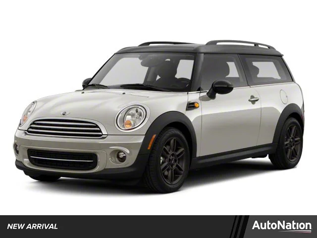2011 MINI Cooper Clubman S's photo