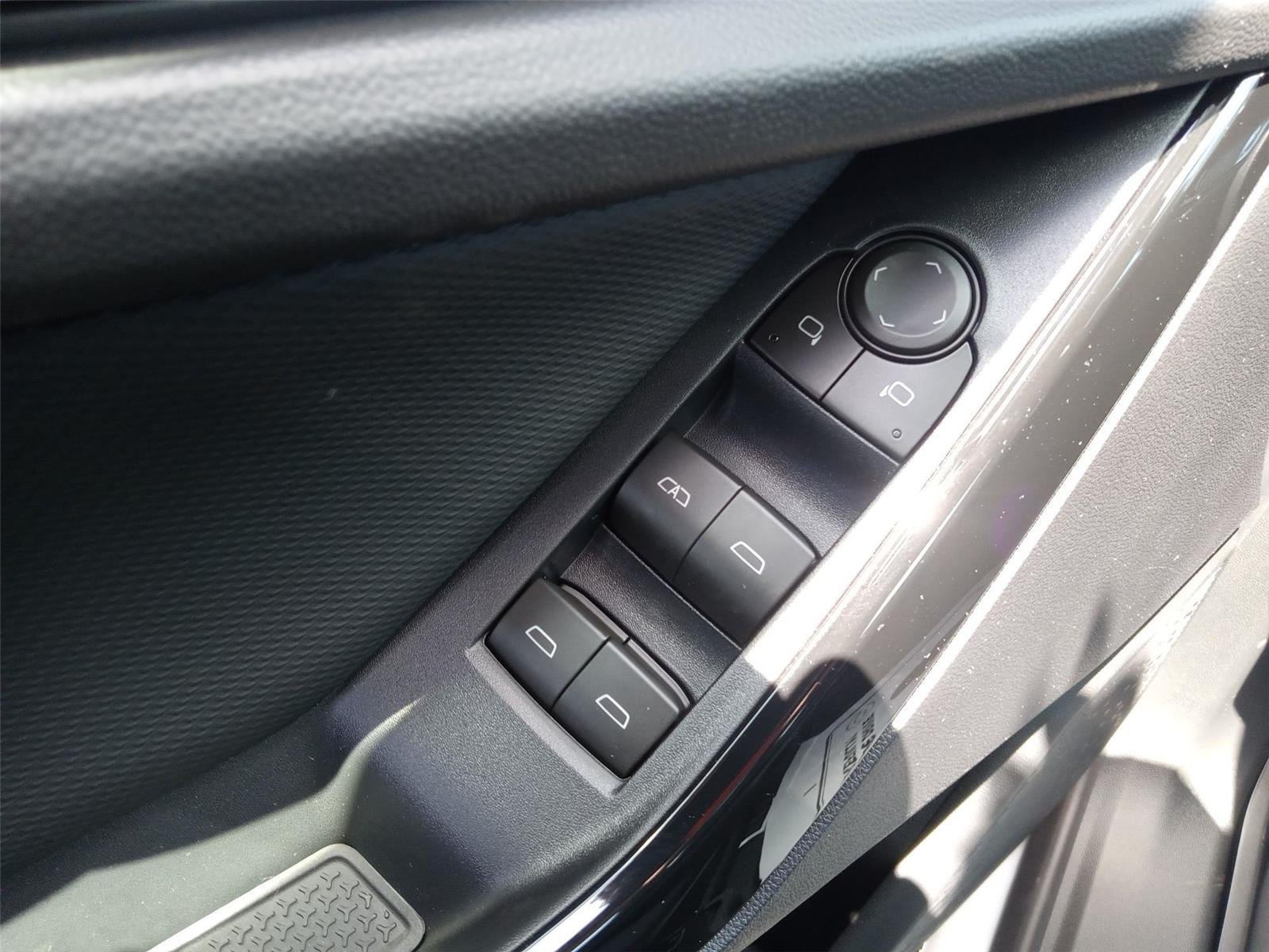 2026 Chevrolet Equinox LT - Photo 14