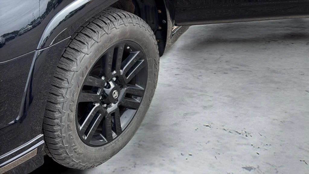 2020 Toyota 4Runner Night Shade - Photo 30