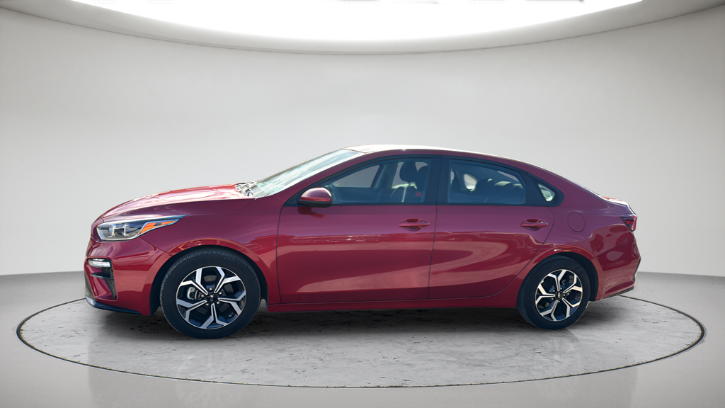 Used 2019 Red Kia LXS image 9