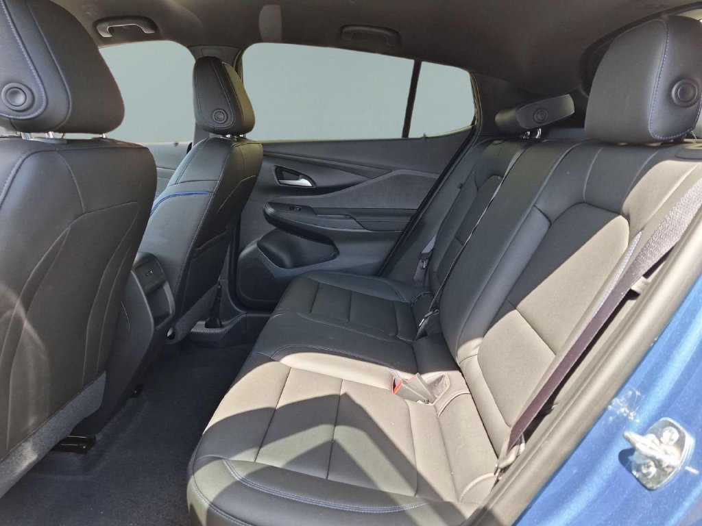 2026 Buick Envista Sport Touring - Photo 23