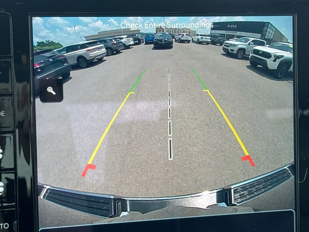 Used 2022 Granite Crystal Clearcoat Metallic Ram Laramie image 55
