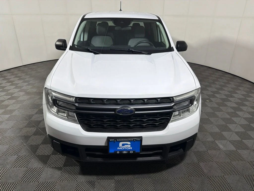 Used 2024 White Ford XLT image 3