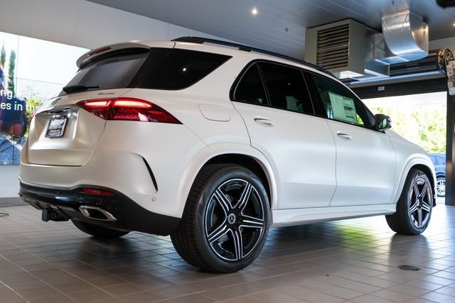 New 2026 MANUFAKTUR Moonlight White Magno Mercedes-Benz GLE 450 image 41
