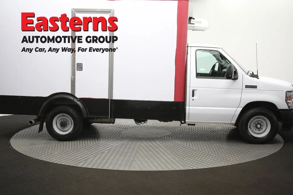 Used 2023 White Ford Base image 44