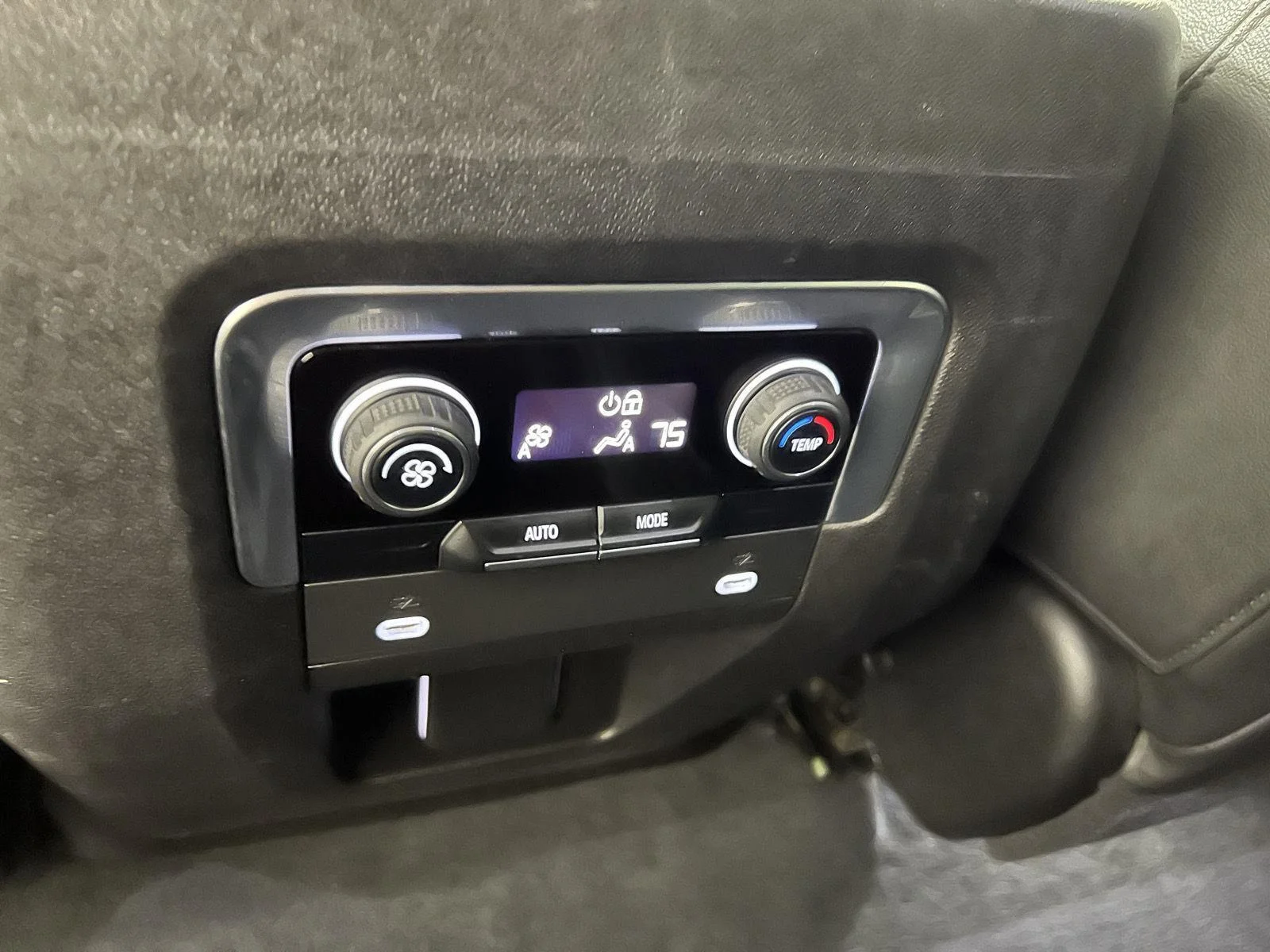 Used 2024 Gy Kia LX image 16
