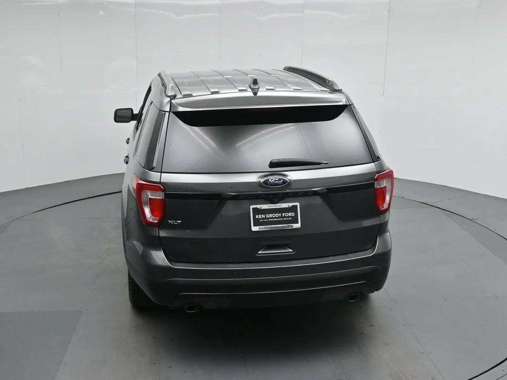 Certified Used 2017 Gray Ford XLT image 42