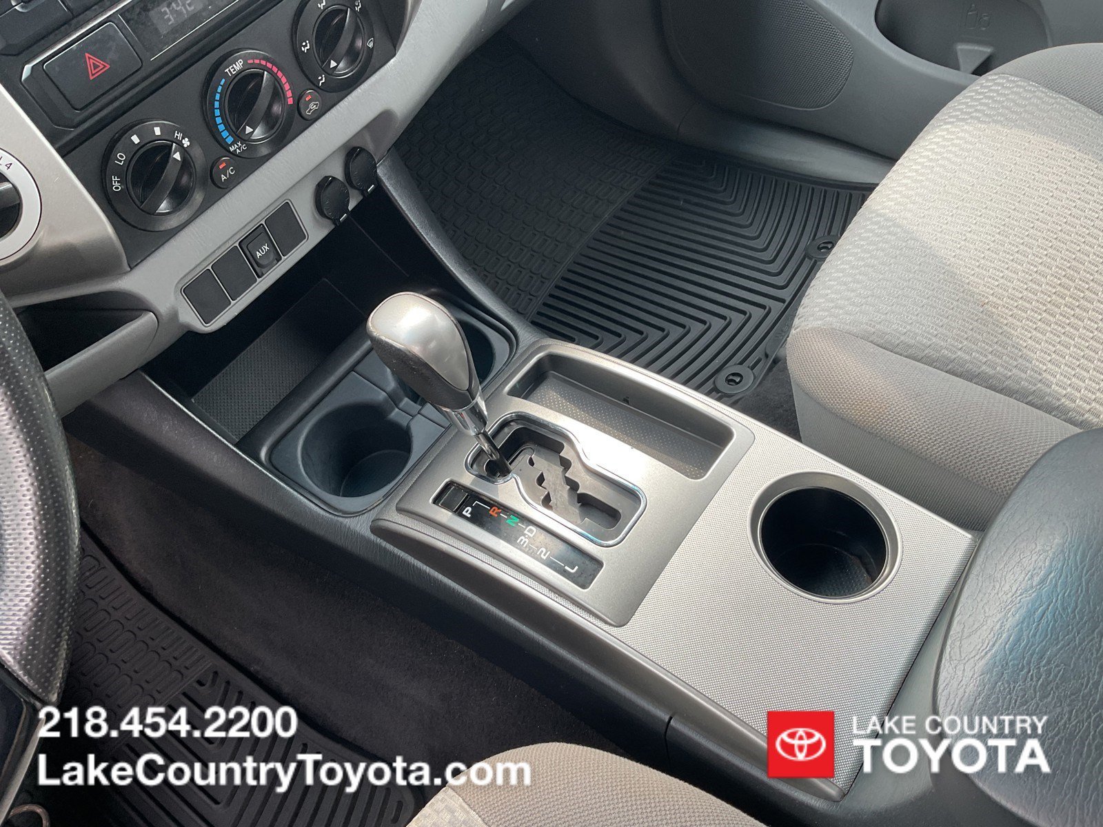 Used 2012 GREY METALLIC Toyota Base image 25