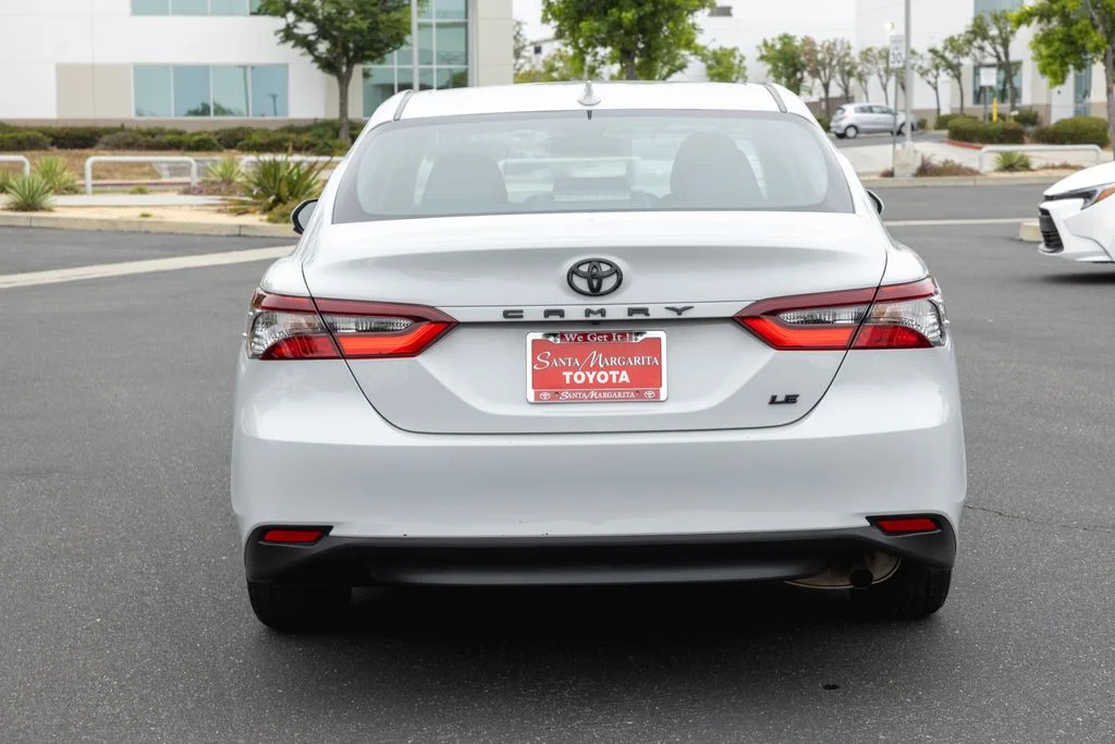 Certified Used 2022 Ice Edge Toyota LE image 6