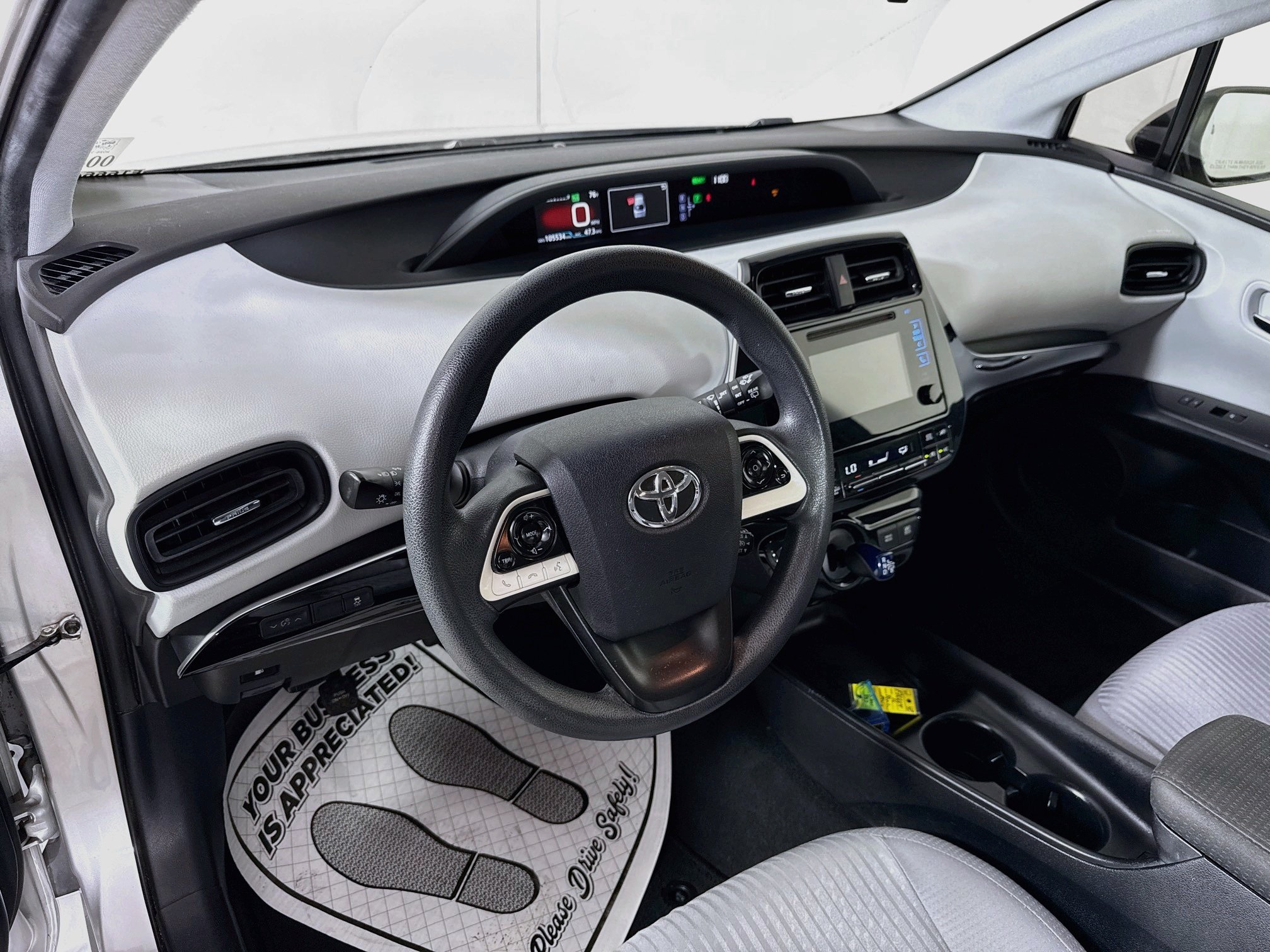 Used 2016 Classic Silver Metallic Toyota Two image 14