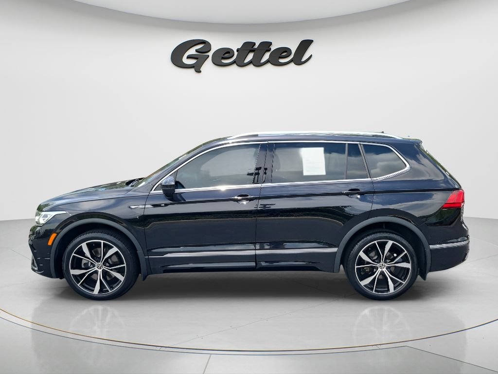 Used 2024 Black Volkswagen 2.0T SEL R-Line image 8