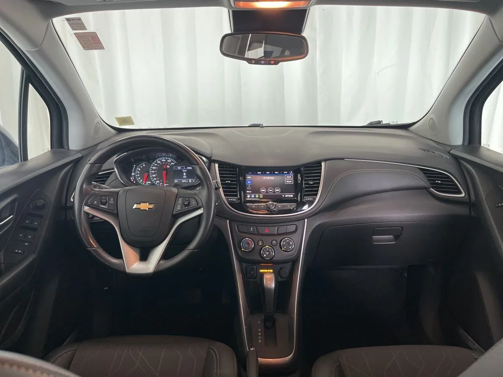 Used 2022 Black Chevrolet LT image 9