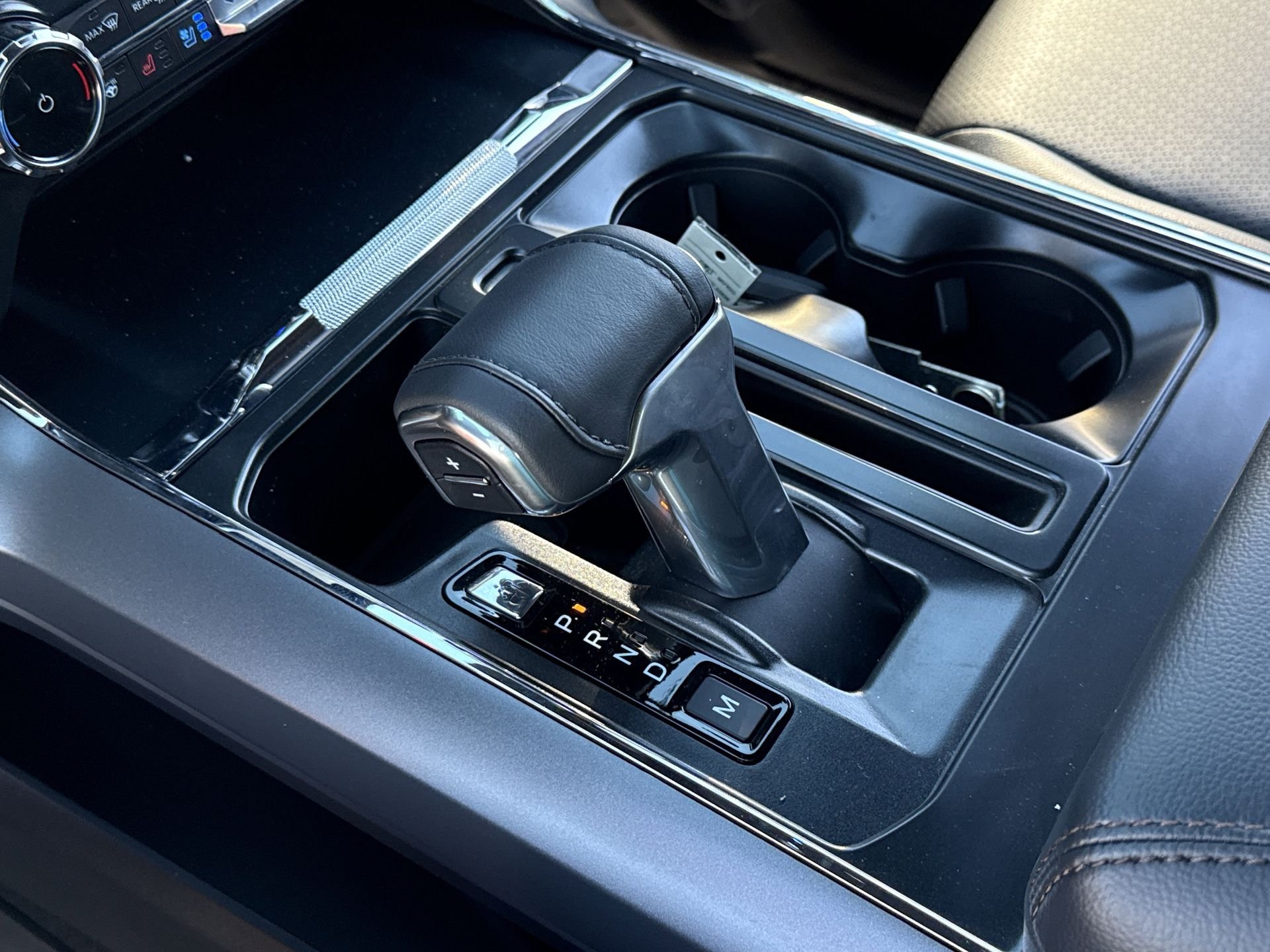 2025 Ford F-150 Lariat - Photo 11