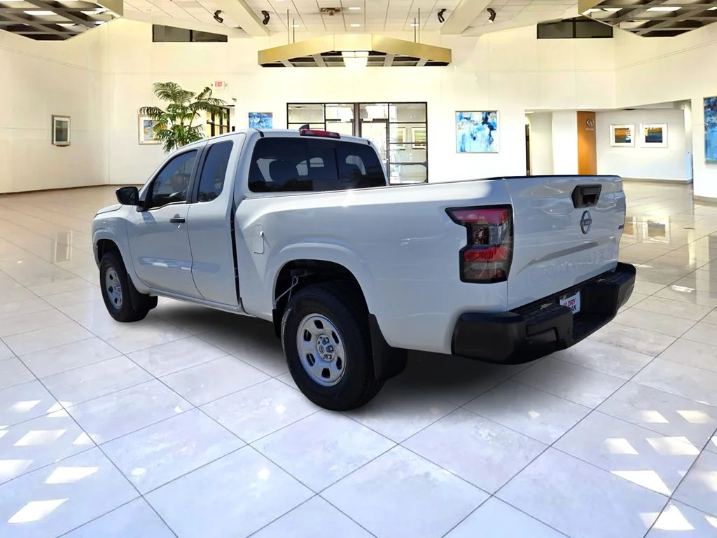 New 2026 Glacier White Nissan King Cab® S image 4