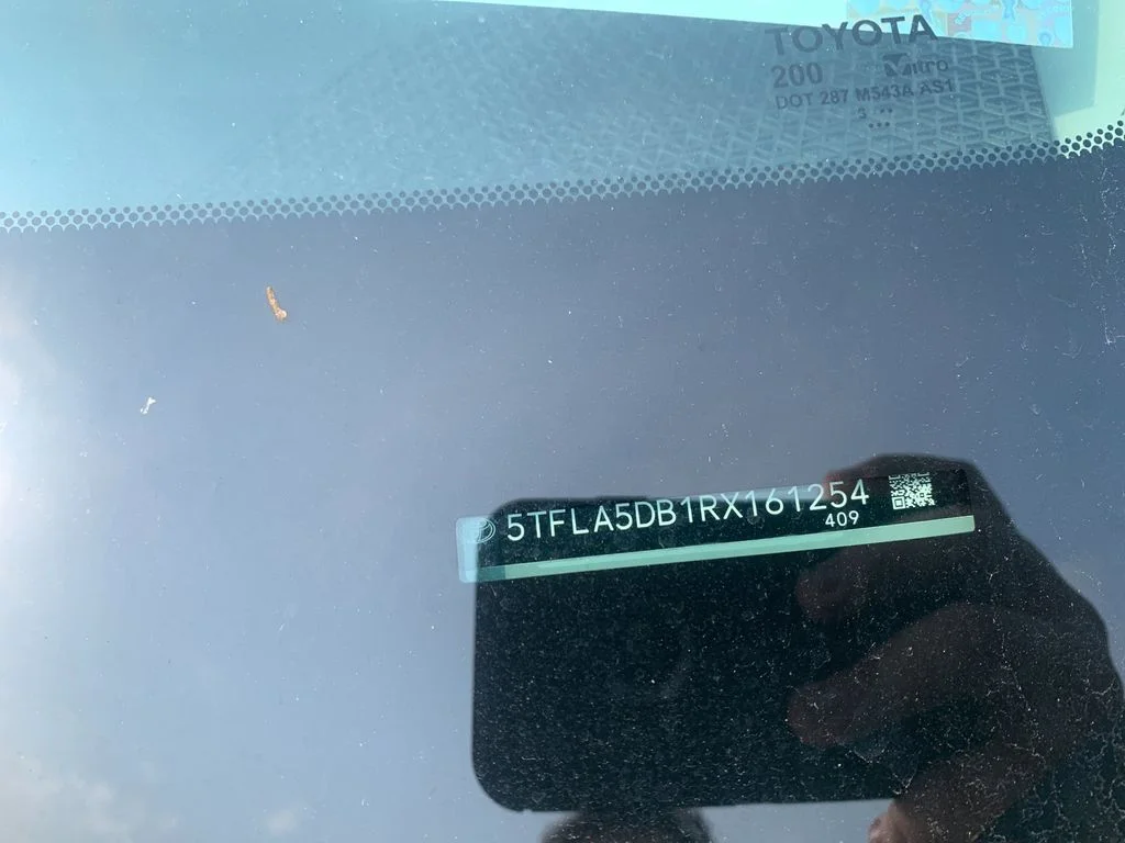 Used 2024  Toyota SR5 image 9