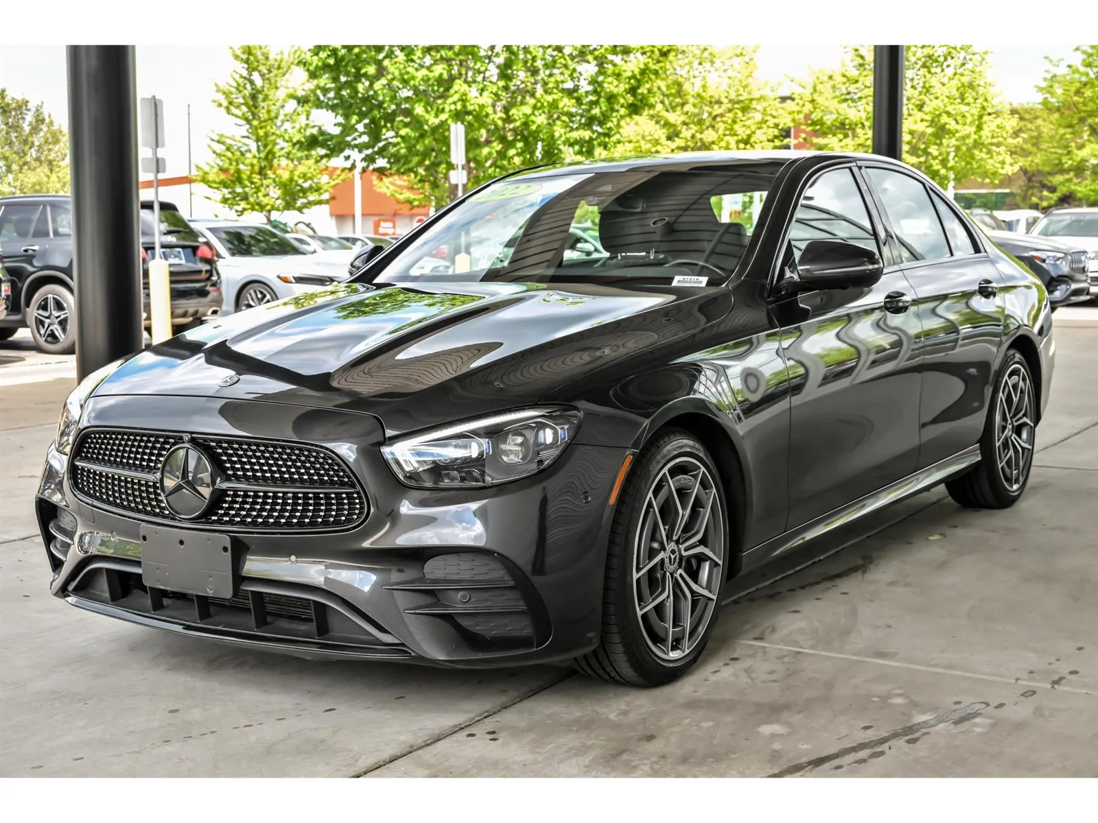 Used 2022 Gray Mercedes-Benz E 350 4MATIC® image 5
