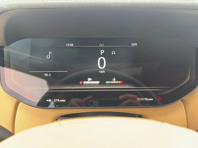New 2026 Carpathian Grey Land Rover SE image 14